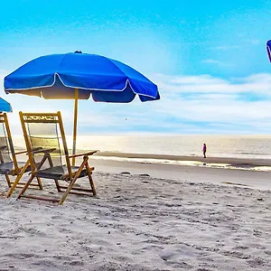 Apartment Walk To The Waterfront Oasis, Hilton Head Island